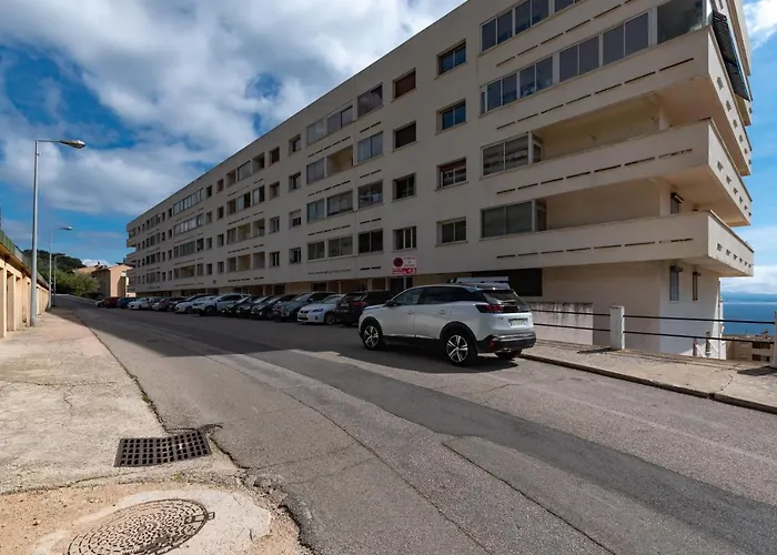 Daire Magnifique Vue Mer, Spacieux Et Traversant Ajaccio (Corsica)