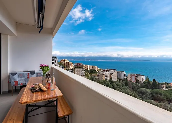 Daire Magnifique Vue Mer, Spacieux Et Traversant