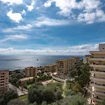 Magnifique Vue Mer, Spacieux Et Traversant