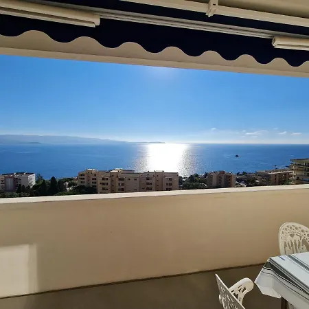 Magnifique Vue Mer, Spacieux Et Traversant Apartment