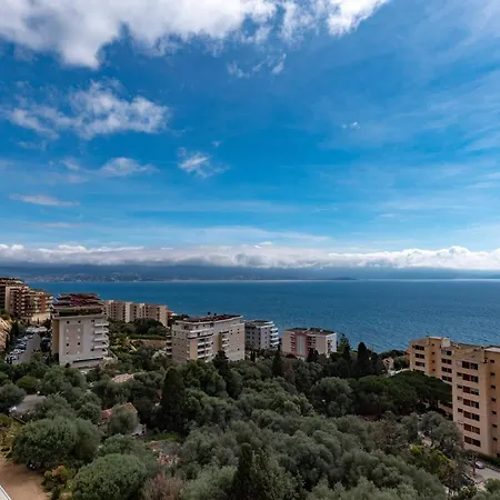 Magnifique Vue Mer, Spacieux Et Traversant *