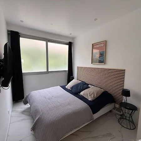 Apartament Magnifique Vue Mer, Spacieux Et Traversant *