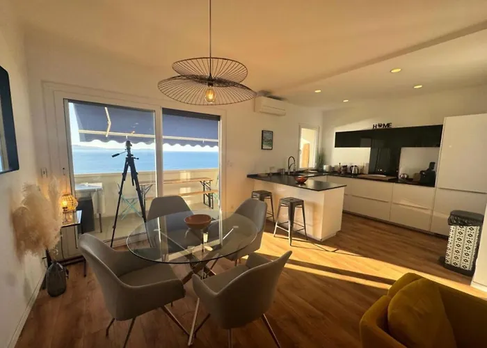 Apartment Magnifique Vue Mer, Spacieux Et Traversant